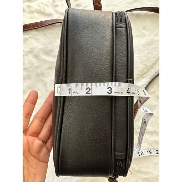 Vintage Cabin Creek Leather Crossbody Bag, 1980's Handbag, Vintage Crossbody Bag - Picture 15 of 15